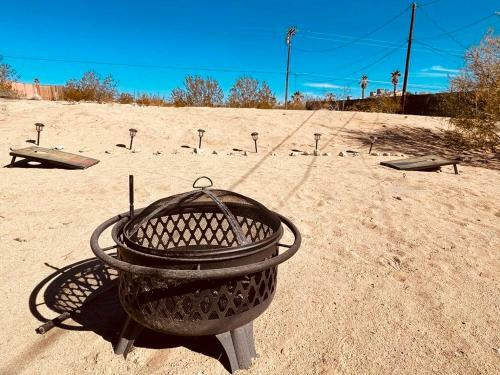 Nice & Cozy House Near Joshua Tree - Large Space