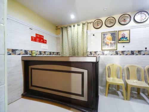 Hotel Pleasant Stays - Near Airport