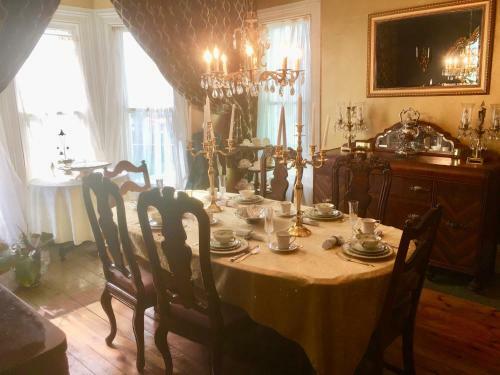Bed & Breakfast Aaron House Of Niagara Falls
