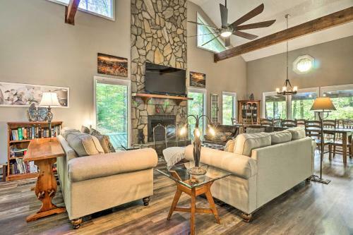 Creekside Retreat - Mins To Slopes And Trails!