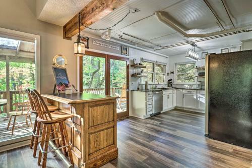 Creekside Retreat - Mins To Slopes And Trails!