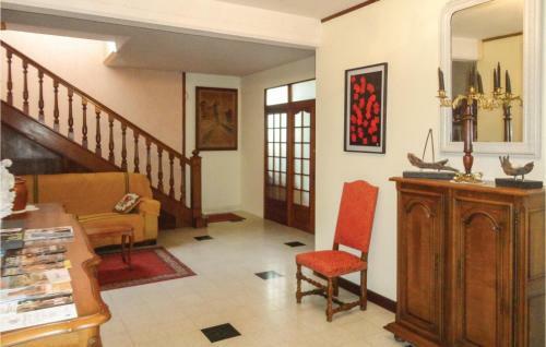 Awesome Apartment In Tr�bes W/ 1 Bedrooms