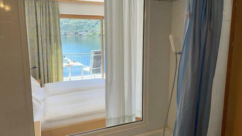 Tresa Bay Hotel