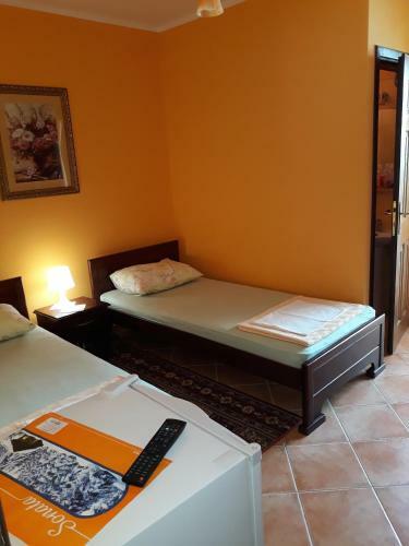 Hostal Guesthouse Djacic