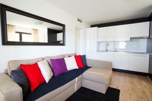 Apartment Beautiful Lake View