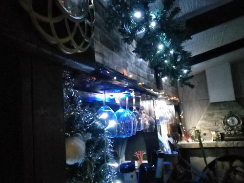 Villa Ku?a Na Obali Jezera Sa Bazenom