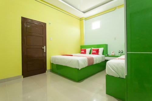 Hotel Oyo 1763 Dinda Residence Syariah