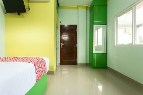 Hotel Oyo 1763 Dinda Residence Syariah