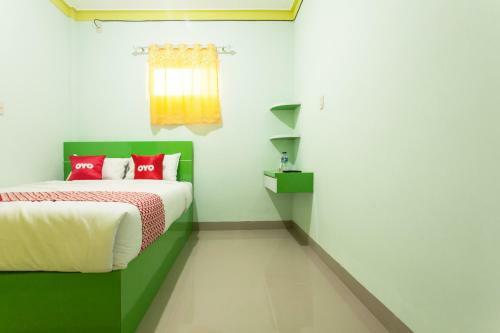 Hotel Oyo 1763 Dinda Residence Syariah