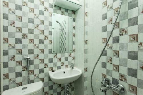Hotel Oyo 1763 Dinda Residence Syariah