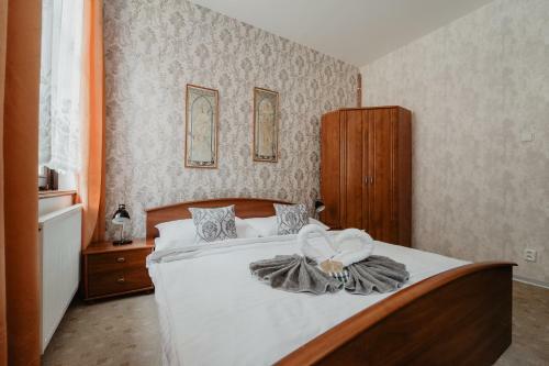 Hotel U L�py
