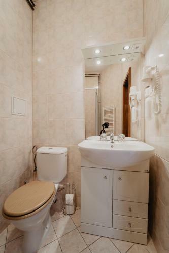 Hotel U L�py