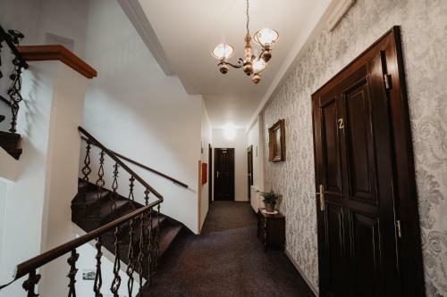 Hotel U L�py
