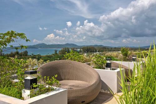 Apartamento Sea View Panora Surin By Holy Cow E102