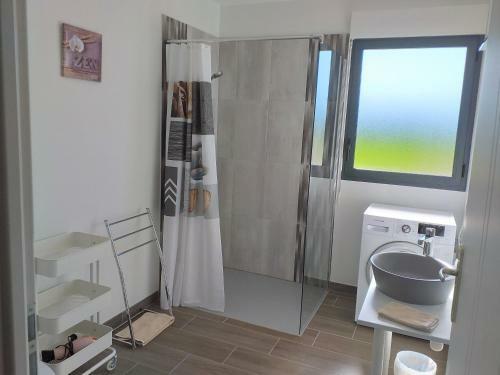 Piscine Int�rieure Priv�e Chauff�e Toute L'ann�e � 29