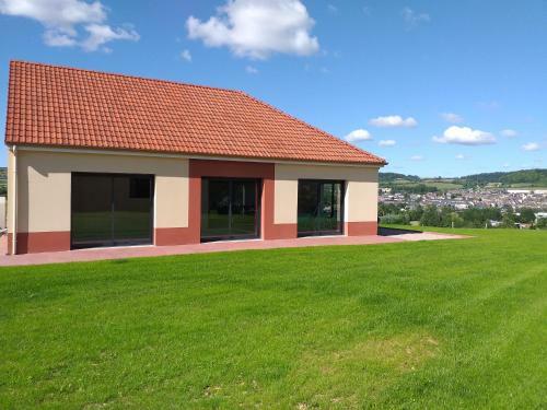 Piscine Int�rieure Priv�e Chauff�e Toute L'ann�e � 29