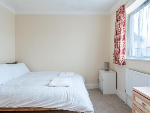 Pass The Keys Stunning 4 Bed Pet Friendly Overlooking Holes Bay