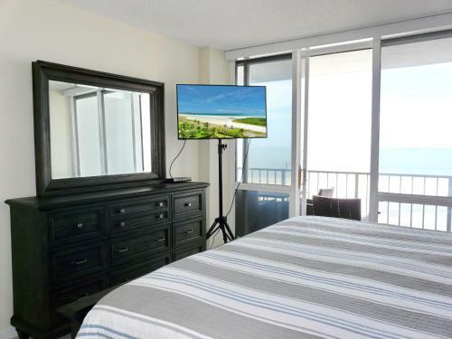 Tradewinds 1003