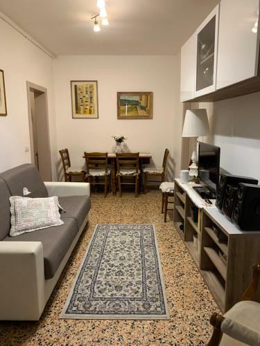 Apartamento Casa Gir�