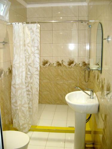 Hostal New Sanahin