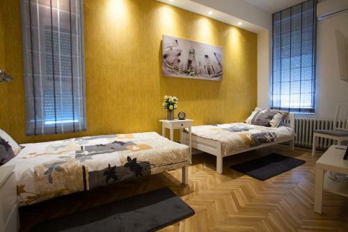 Apartment Passage
