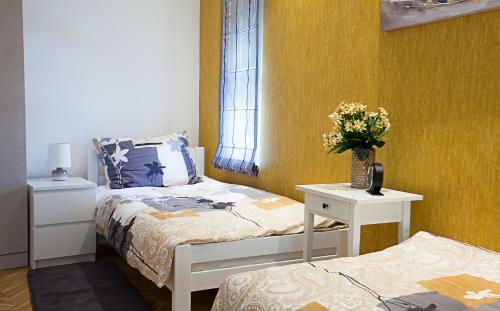 Apartment Passage