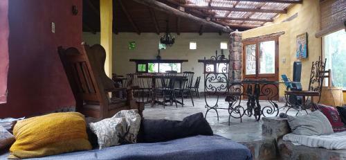 Agroturismo Casa de Campo - Hostal - Ramito de Albahaca