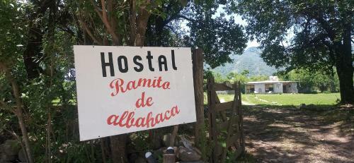 Agroturismo Casa de Campo - Hostal - Ramito de Albahaca