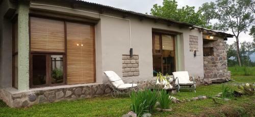 Agroturismo Casa de Campo - Hostal - Ramito de Albahaca
