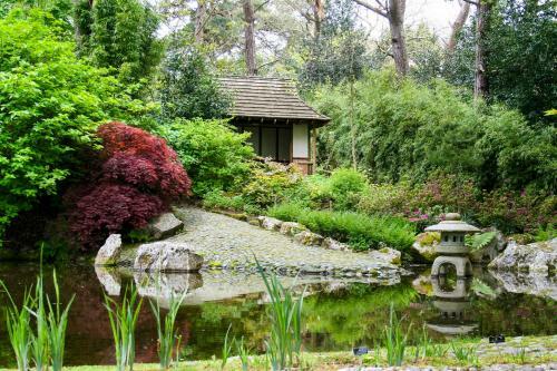 Pinetum Gardens Retreats