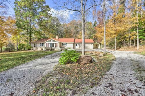 Stony Creek Lodge Escape With Deck And Sunroom!