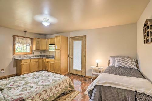 Stony Creek Lodge Escape With Deck And Sunroom!