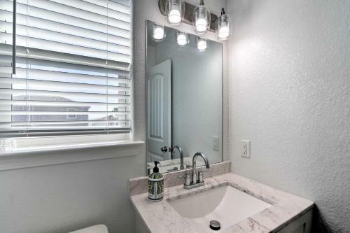 Coastal Surfside Beach House Walk To The Ocean!