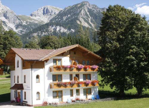 Hostal Alpenbad