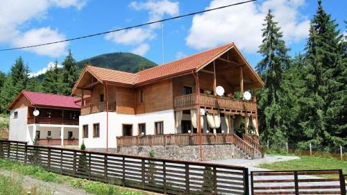 Hostal Pensiunea Diana