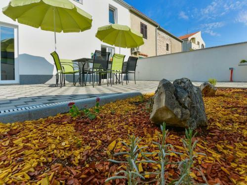 Villa Dragica Mit Pool Und Terasse, Direkt Am Meer