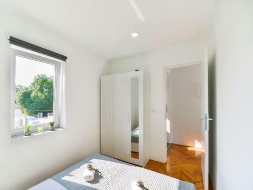 Villa Dragica Mit Pool Und Terasse, Direkt Am Meer