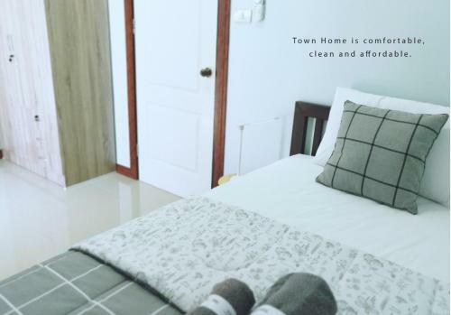 The Chill Town Home