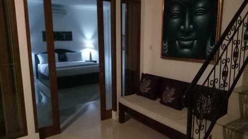 Villa Dharma Shanti