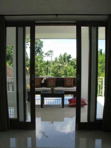 Villa Dharma Shanti