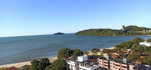 Apartamento Com Vista Mar Em Home Club