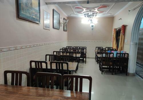 Aashriwad Hotel