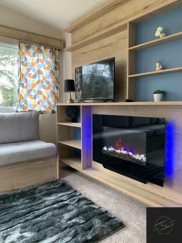 Deluxe, 3 Bed Holiday Home At Combe Haven Holiday Park
