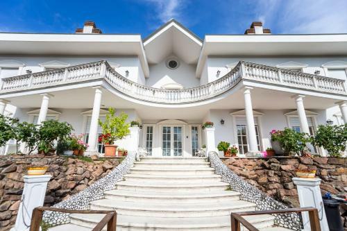 Bed & Breakfast White House