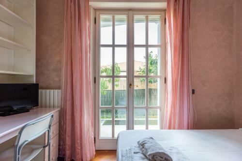 Bed & Breakfast White House