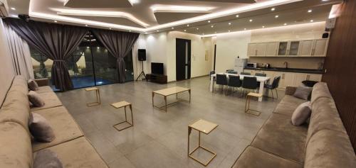 Hotel ??????? ?????