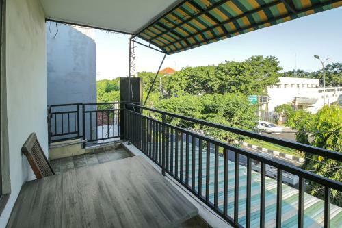 Hotel Oyo 734 Tuban Torres Accomodation
