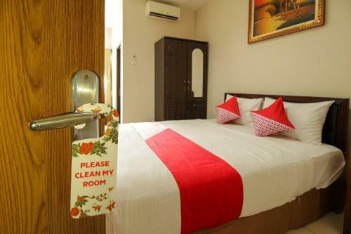 Hotel Oyo 734 Tuban Torres Accomodation