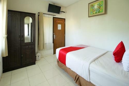 Hotel Oyo 734 Tuban Torres Accomodation