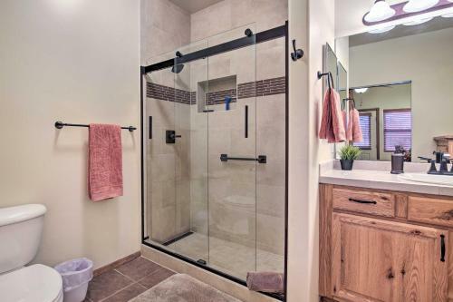 Apartamento Show Low Condo With Private Balcony And Views!